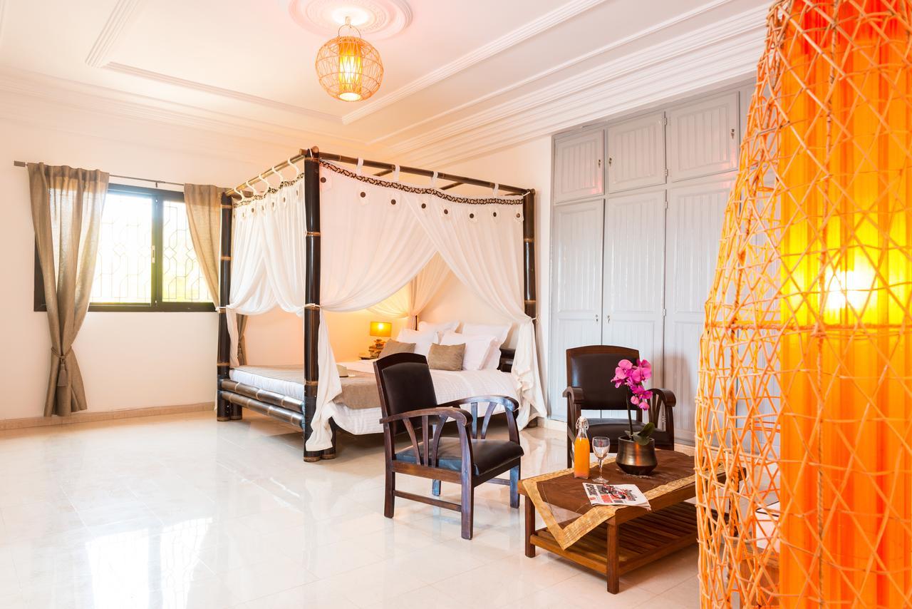 Villa Renaissance Ngor ภายนอก รูปภาพ