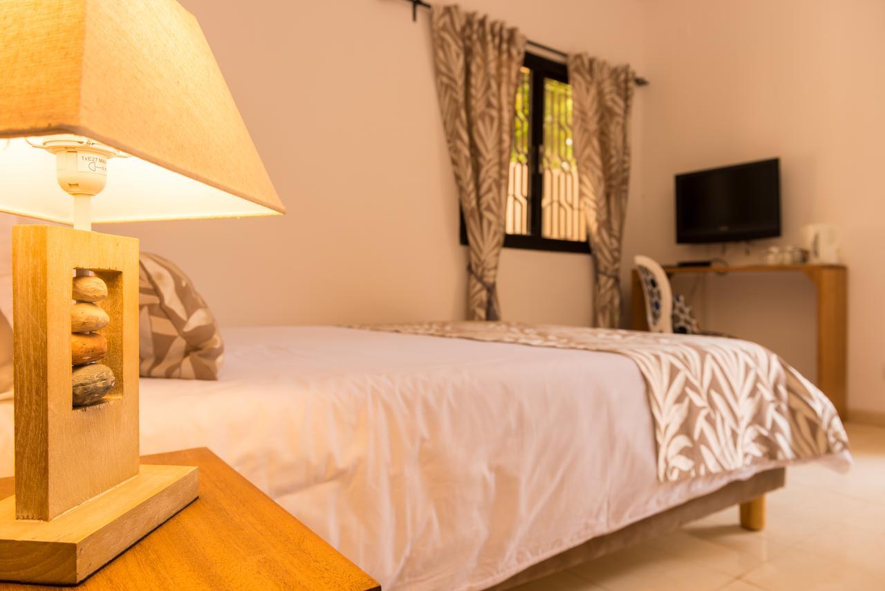Villa Renaissance Ngor ภายนอก รูปภาพ