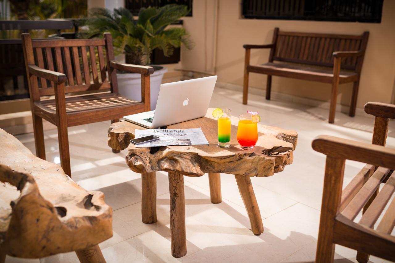 Villa Renaissance Ngor ภายนอก รูปภาพ