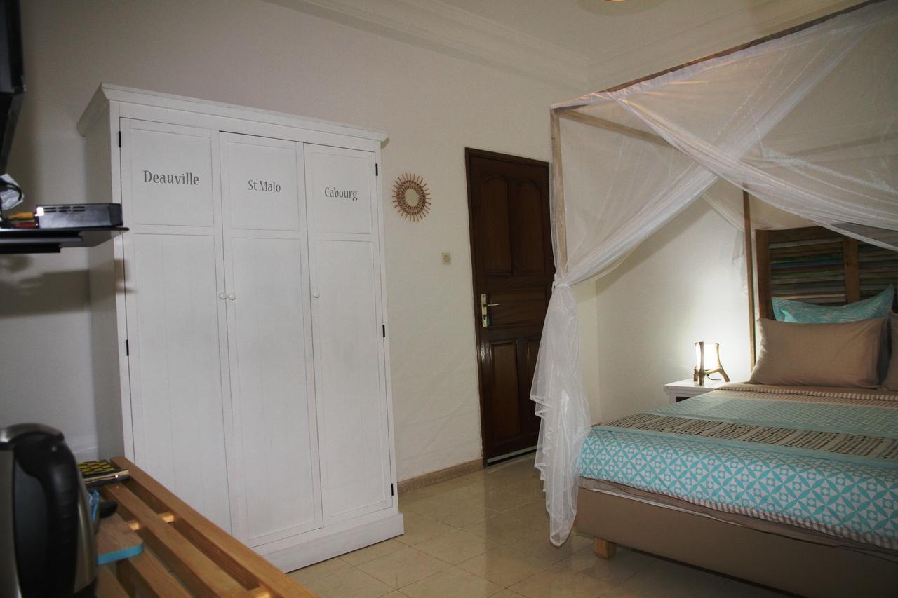 Villa Renaissance Ngor ภายนอก รูปภาพ